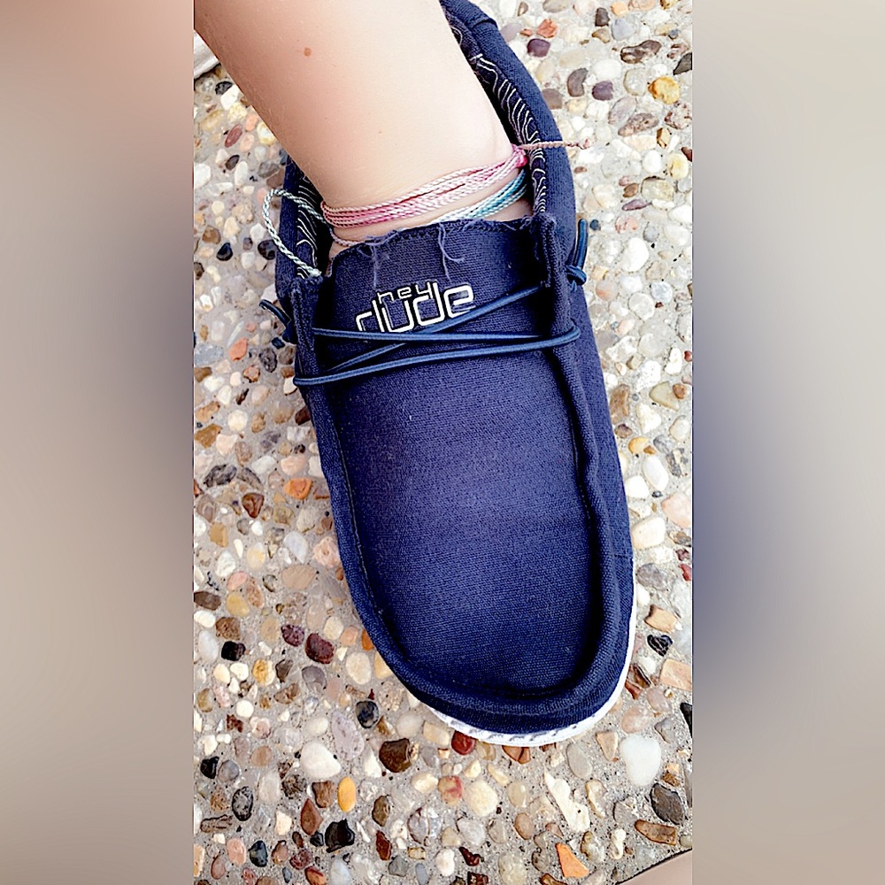 Hey dude shoes. Size 7. Color is navy and white